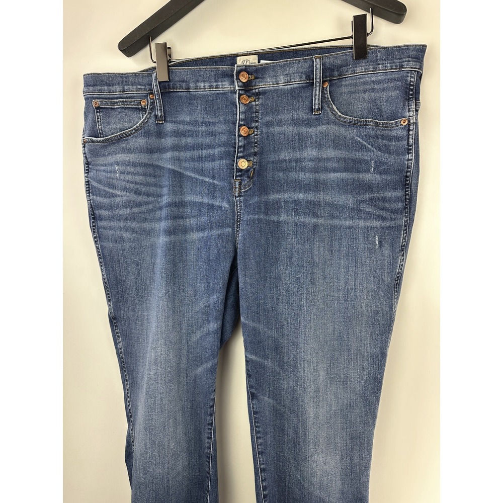 J. Crew 9" Vintage Straight Jeans Distressed Button Fly Blue Denim Plus Size 36 - Picture 3 of 10